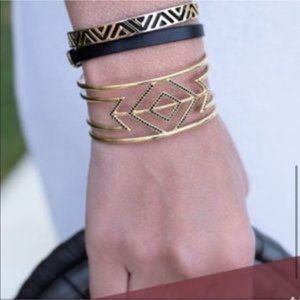 stella & dot ~ gold black pave sphinx cuff